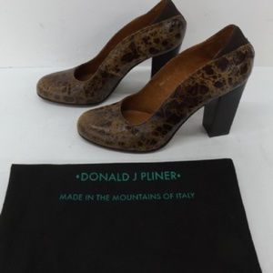 Donald Pliner 6.5M Casey Brown Spotted Leather